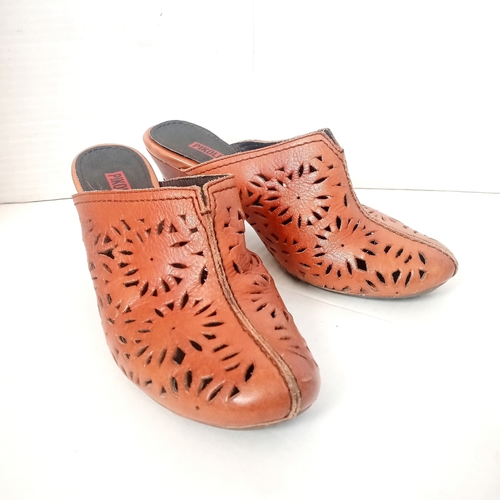 Pikolinos heels